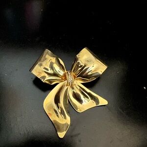 Vintage Gold Tone Bow Brooch